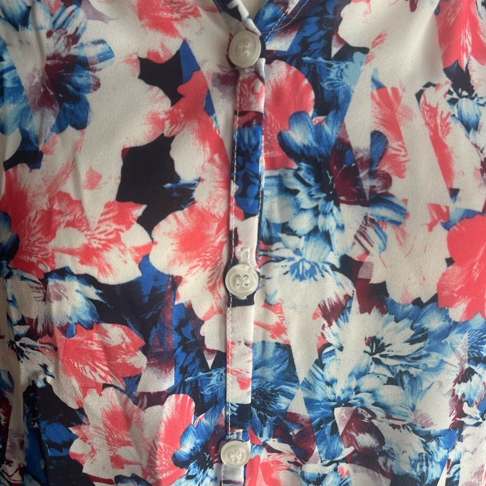 Disney Alice through the looking glass collection women’s floral blouse small - Picture 5 of 6